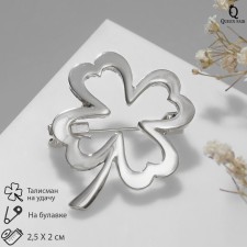 Brooch 