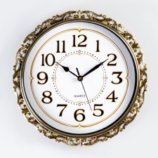 Watching clock, series: interior, 