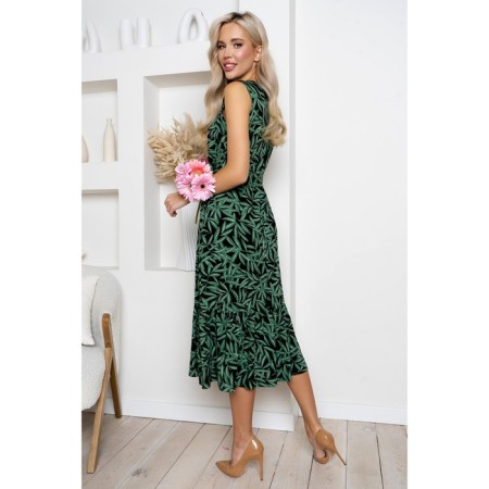 Women's dress, size 46-4