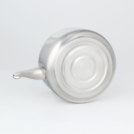 A kettle with a stainless steel whistle, 3.6 liters, the color is chrome-6