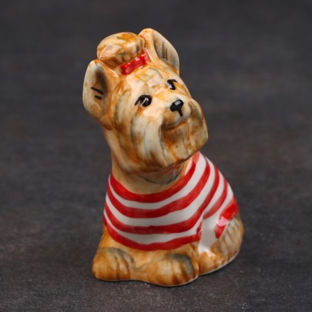 Porcelain figurine "Yorkshire Terrier T -shirt Red", 8 cm, copyright painting-1