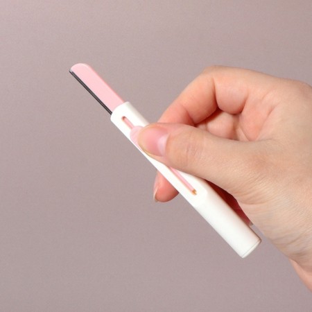 Razor for eyebrow correction, with a regulator, white/pink color-3