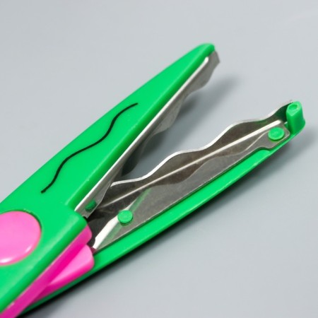 Scissors embossed "Flower", (set 6 pcs) 13 cm-7