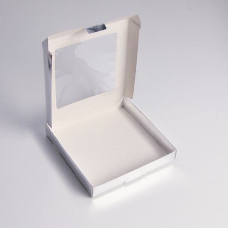 Self -charged box, with a window, silver, 19 x 19 x 3 cm-1