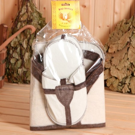 Set Gift 4 objects white "Crusader" (hat, rug, mitten, slippers)-5