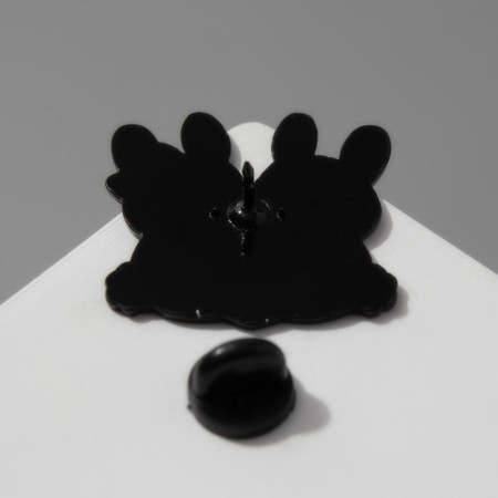 Bunny icon in love, white-pink color in ferrous metal-3