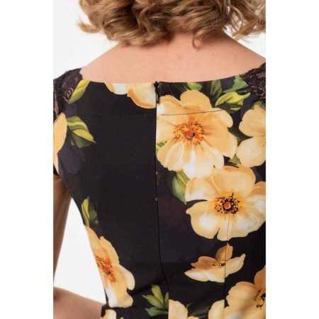 Women's dress, size 44-5