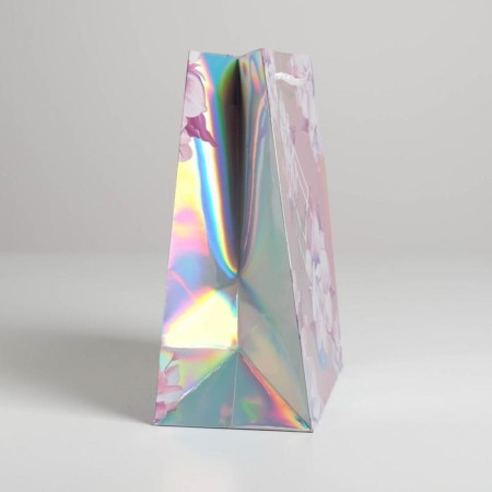 Gift holographic package, packaging, “Shine”, 18 x 23 x 10 cm-1