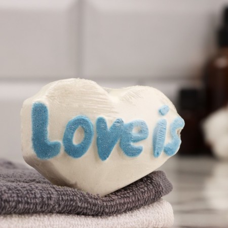 The bath bomb "Love is.." 80 g menthol - peppermint-1