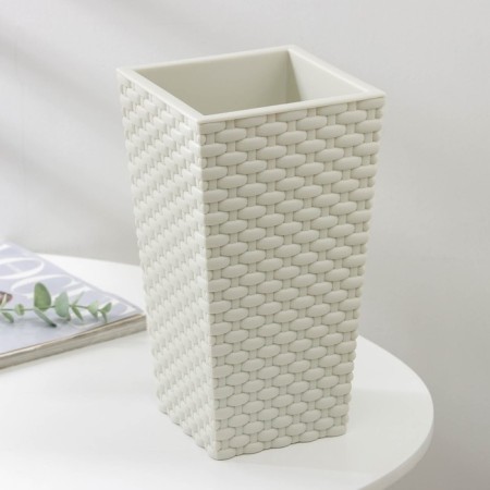Kashpo for flowers with an insert "Ratang", insert 1.5 l, white color-1