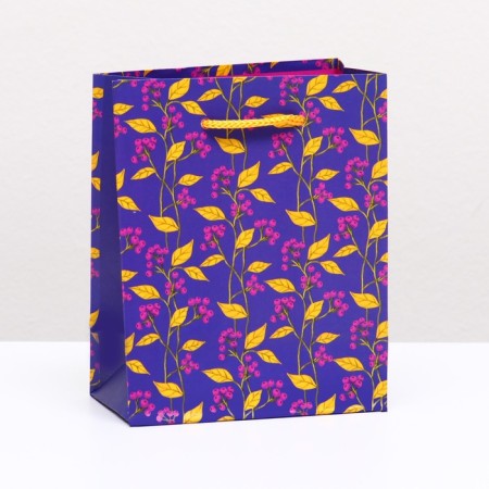 Gift package "Violet Rowal" 11.5 x 14.5 x 6.5 cm
