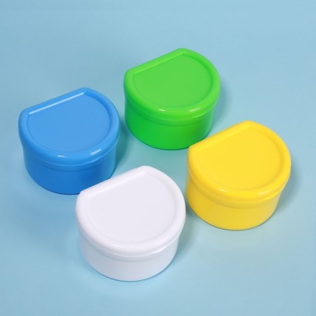 Denture storage container, 5.5 × 7.5 × 9 cm, mix color-5