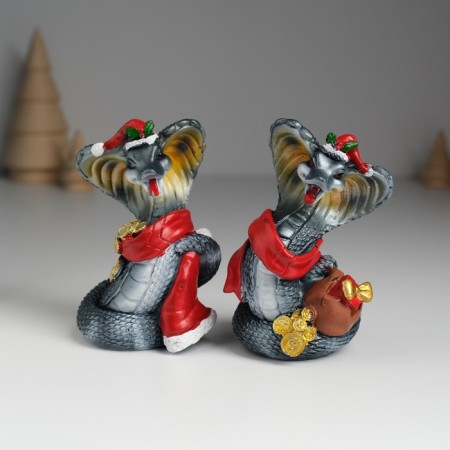 Polystone souvenir "Dark snake in a red hat and scarf with coins" MIX 6.2x4.7x9 cm