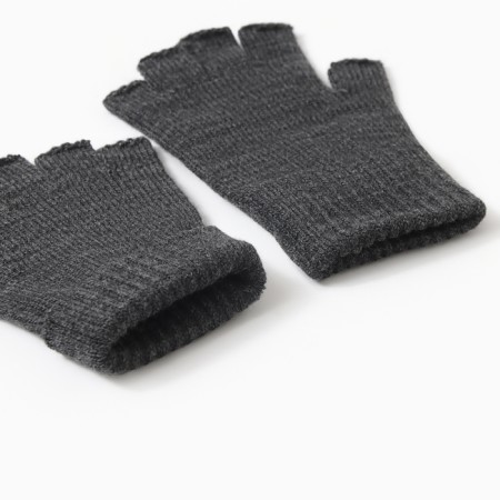 Gloves (mittens) female, gray color, 18-2