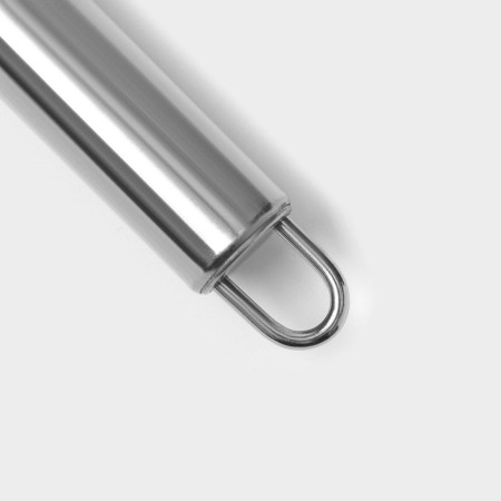 A spoonful of the Metallic share for the formation of Mitballs, 23 × 6.5 cm-2