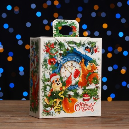 Gift box "Squirrels and arrows", 15.5 x 7 x 18.5 cm-1
