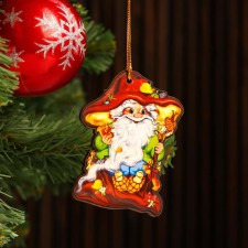 Toy on the tree 