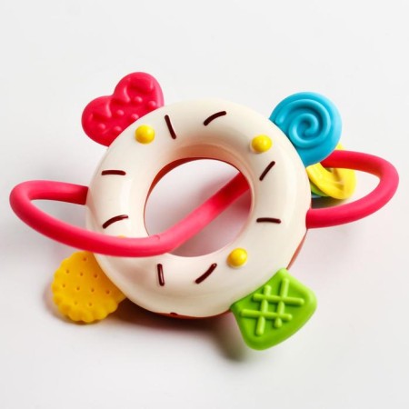 The rattle "Sweets: Donut", with elastic elements, color mix, crush me-1
