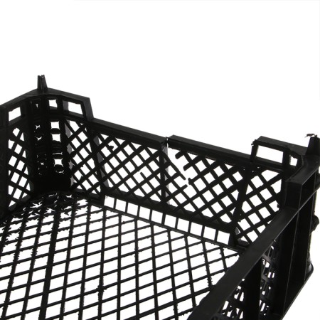 The box is universal, plastic, 40 × 30 × 13 cm, black, markup-5