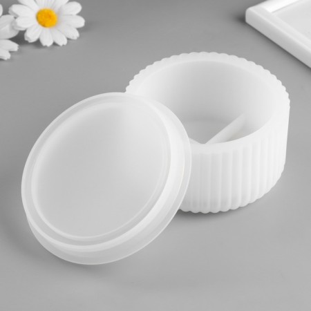 Mold Silicon "Casket. Relief" with a lid 10.7x10.7x5.6 cm-1