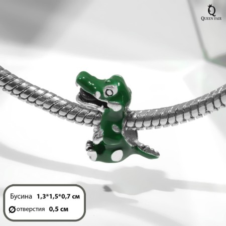 Talisman "Crocodile", green color in silver
