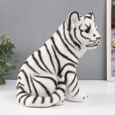 The piggy bank "Tiger white" height is 23.5 cm, width 16 cm, length 23 cm.-2