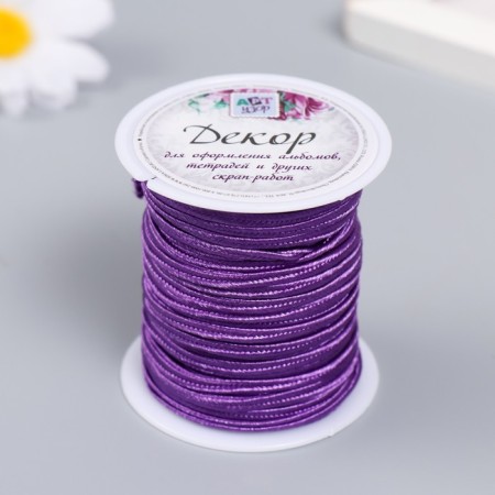 Contain cord on the bobbin "Bright violet" winding 10 m thick 3 mm 4.3x4.7x4.7 cm