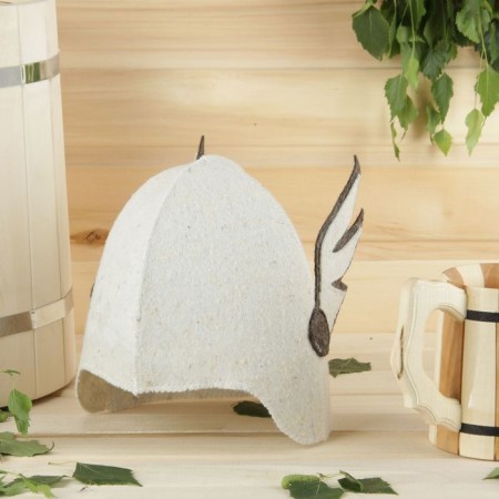 Hermes' cap for the bathhouse