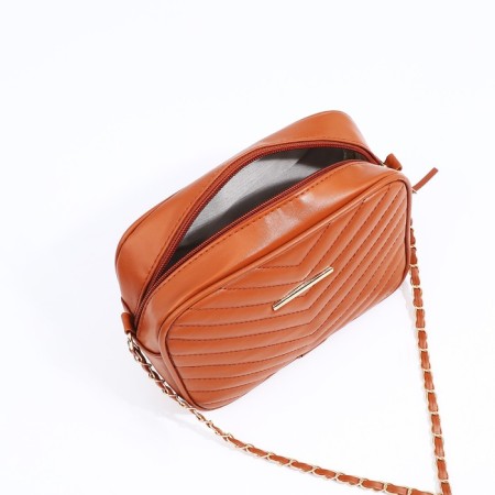 Bag Cross-Bodi with a zipper, the color is red-4