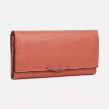 Women's wallet on magnets, powder color
