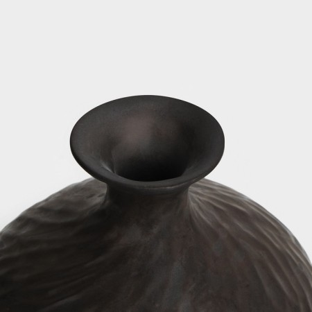 Vase for flowers decorative art color black 20 x 14 x 14 cm-1