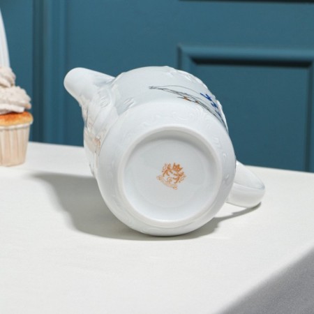 Porcelain jug “Rococo. Geese ", 1 l-5