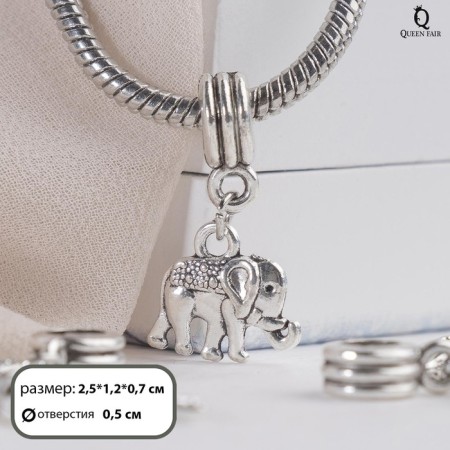 Suspension "Elephant" Indian, silver color