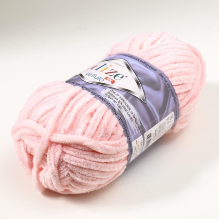 Yarn "Velluto" 100% micropoliester 68m/100g (340 powder)-1
