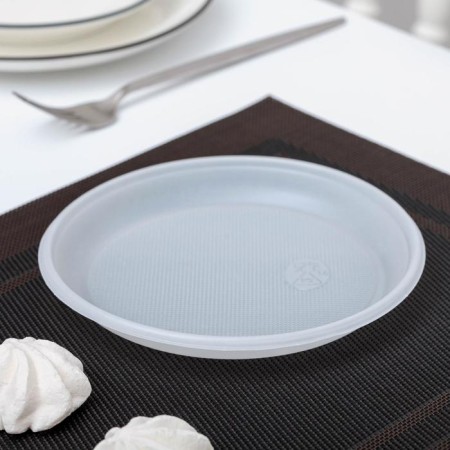 Set of plastic disposable plates, d = 17 cm, 10 pcs, white color