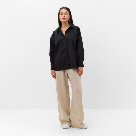 Mist shirt, p. 50, black