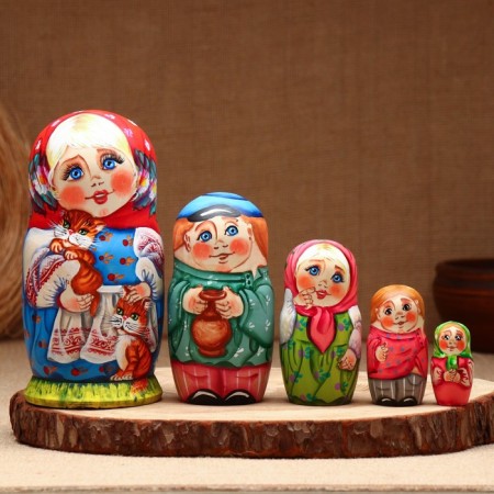Matryoshka "Mom", 5 puppet, suite-4