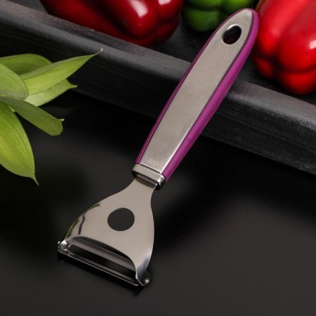 Vegetable cleaner BLADE, 18 cm, Soft-TOUCH handle, purple color