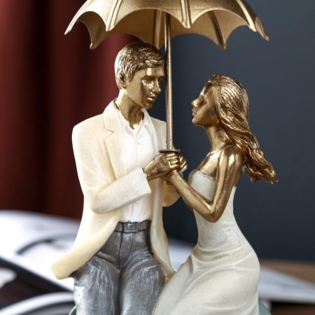 Souvenir Polystone Romance "Gathering lovers under an umbrella" 26x9.5x11.5 cm-6