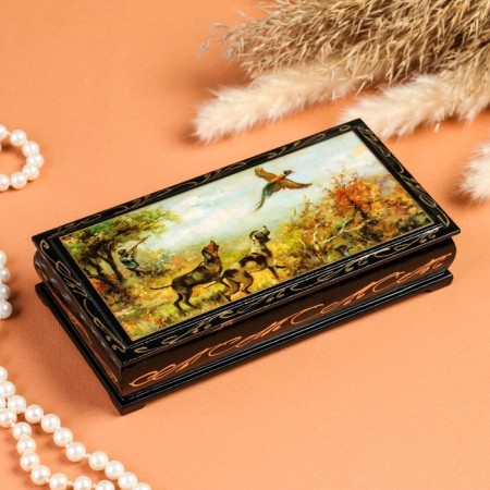 Casket - Buttail "Okhota", 8.5 × 17 cm, lacquer miniature