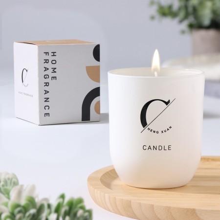 Aromatic candle "Home Fragrance", iris and sweets, white, 7x8 cm