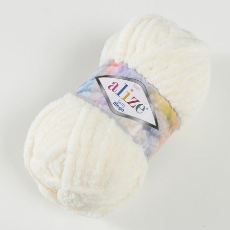 Yarn "Softy Mega" 100% micropoliester 70m/100g (62 light milk)-1
