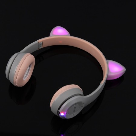 P47M headphones, wireless, full -size, BT, Microsd, microphone, AUX, with ears, white-10