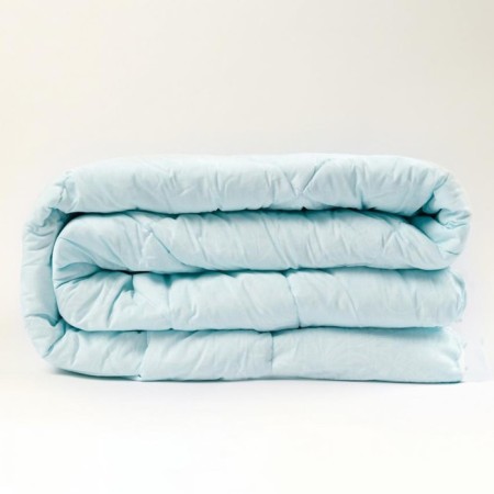 The blanket "Flying fluff", size 100x140 cm
