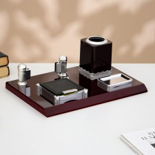 Table set 4V1 with a business card holder, red tree