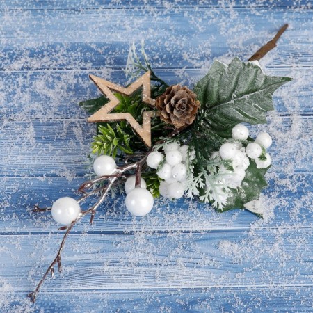 Decor "Winter charm" berry berries, 19 cm