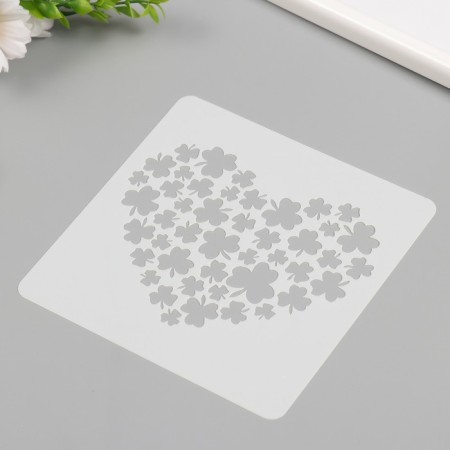 Stencil plastic "heart from clover" 15x15 cm-1