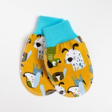 Hoods for a boy, color mix