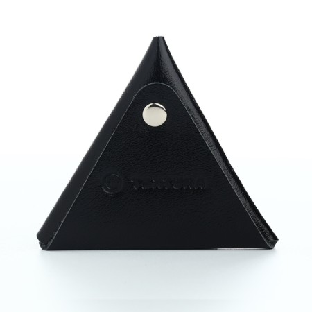 Monetnik on the button, Textura, black color