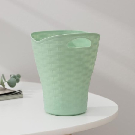 Plastic basket for storage "Elegant.fire", 12 × 12 × 15 cm, color mix